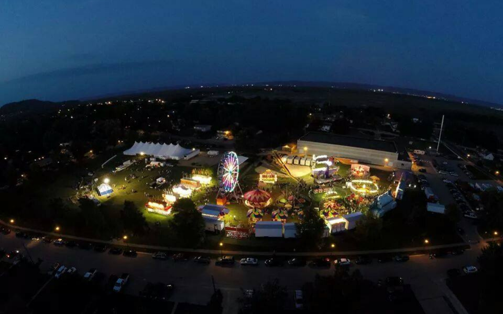 APPLEFEST IS BACK IN LA CRESCENT THIS WEEKEND! Z93