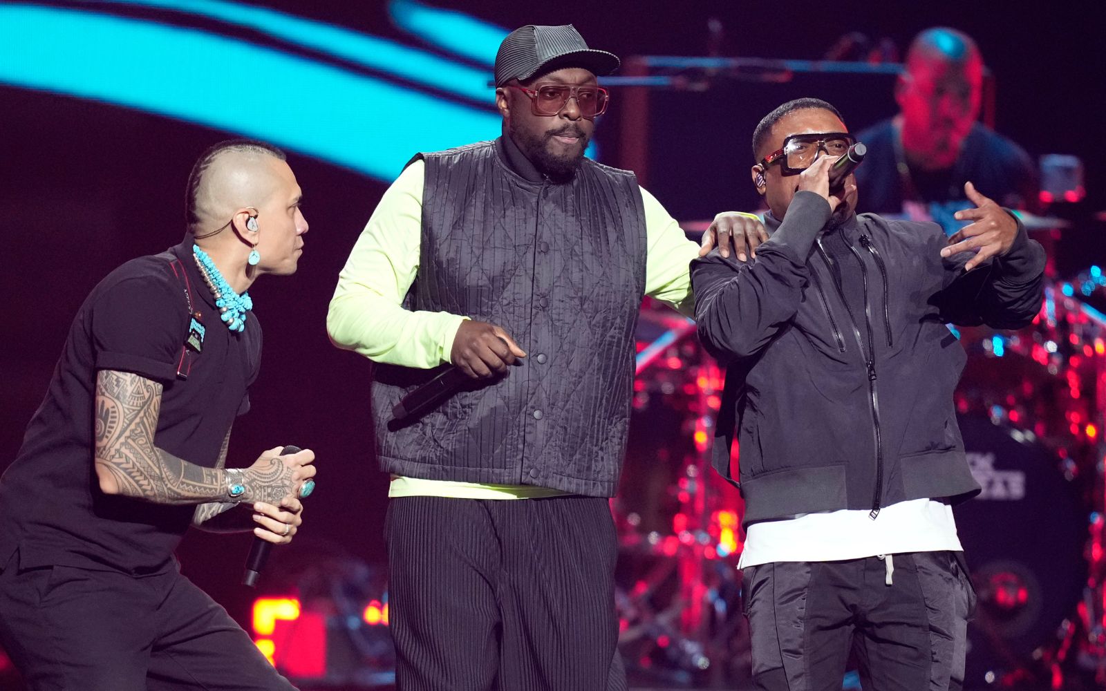 POOPING UNICORN TOY COMPANY SUED OVER BLACK EYED PEAS PARODY Z93